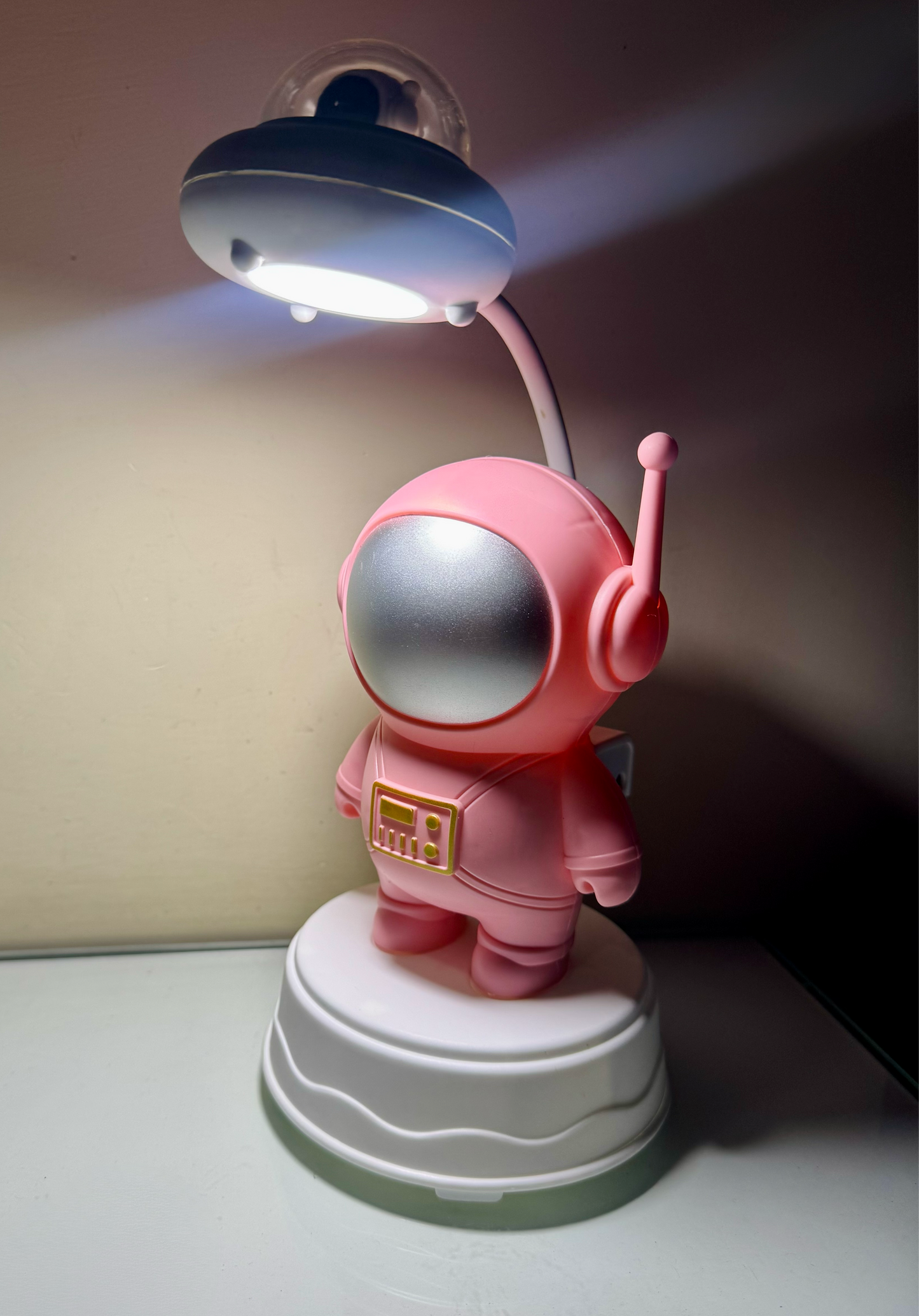 Bright Buddy – The Perfect Study Companion for Your Little Genius