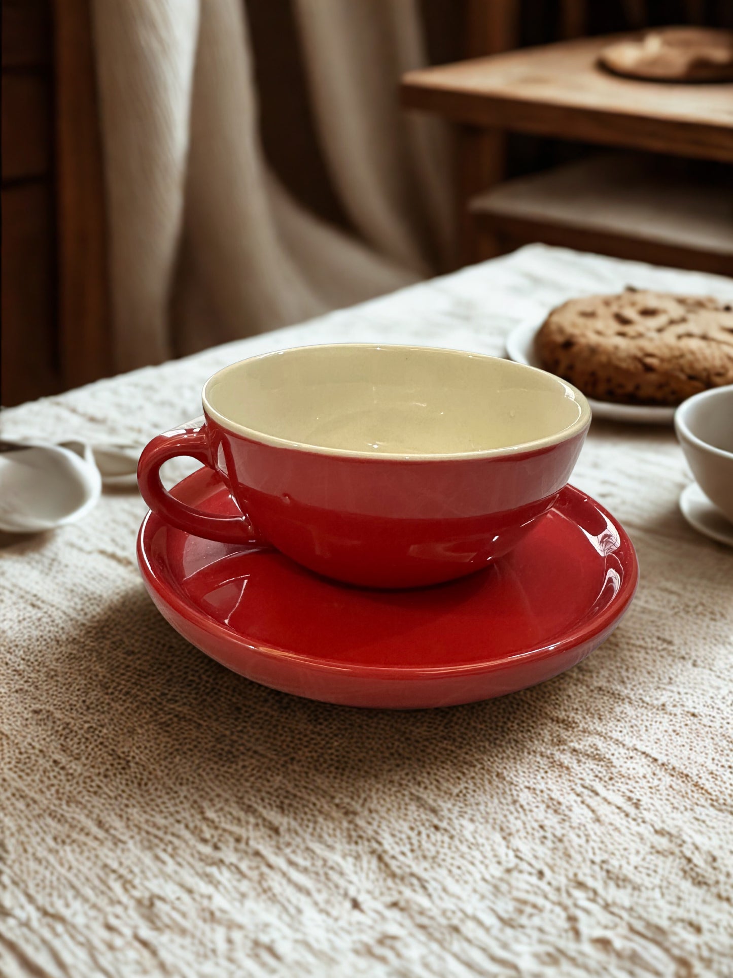 Red Velvet - Wide Mug & Saucer Set